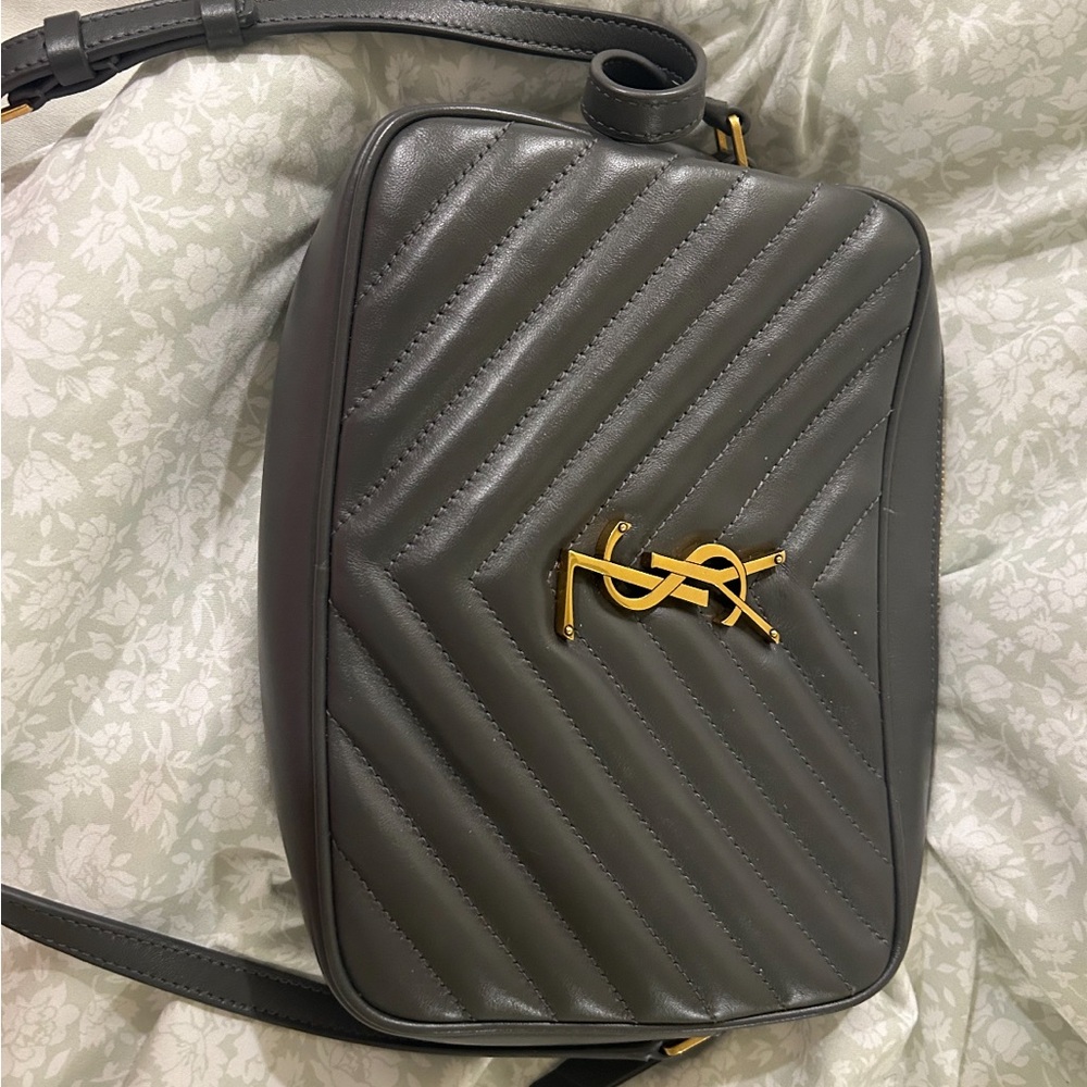 COPY - YSL medium shoulder bag - Authentic original price 1,500